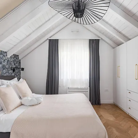 Appartement Eclectic Duplex With Sundeck Terrace *